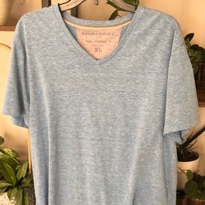 Banana Republic v neck